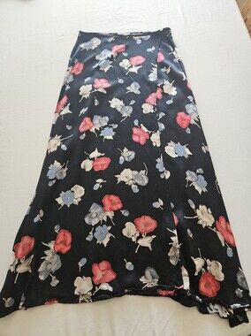 🍒Vintage Bleu Cafe Floral Print Black Wrap Around Skirt Satin Rayon Size 12